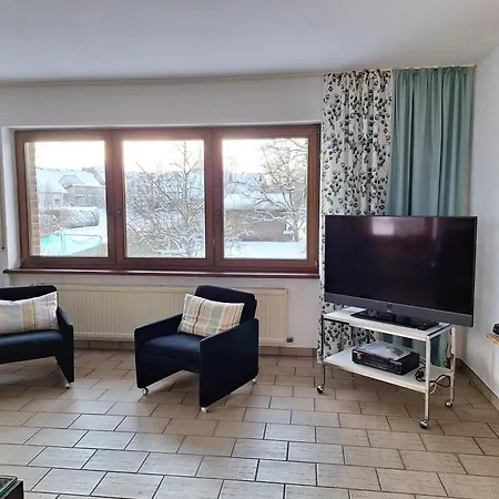 Burgstrasse 8 別荘 *