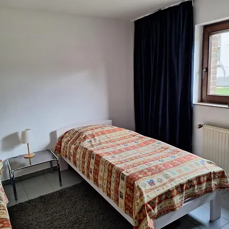 Burgstrasse 8 * ブランケンハイム