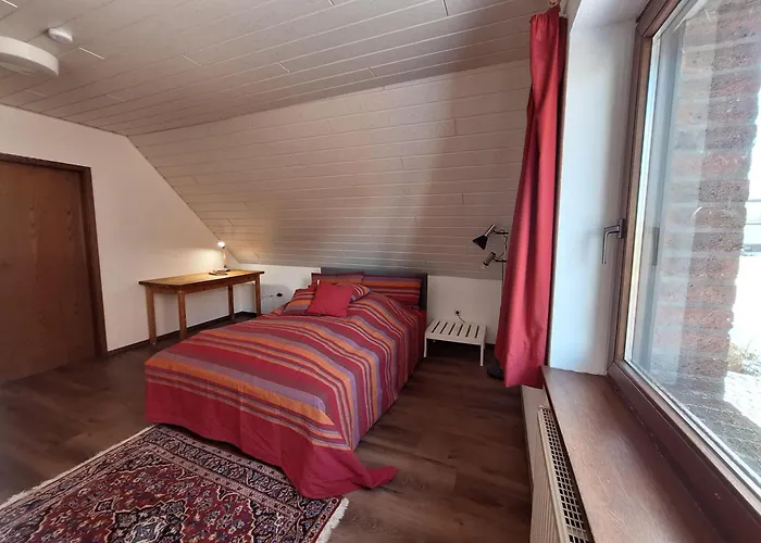 Burgstrasse 8 布兰肯海姆